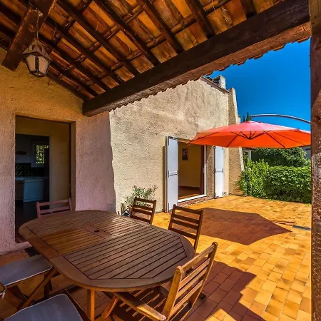 Cozy Holiday In With Private Pool