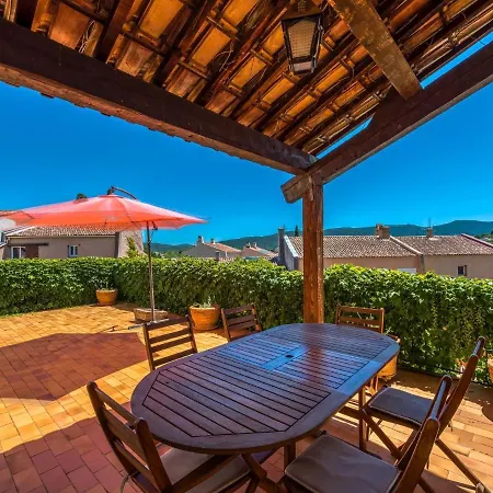 Cozy Holiday In With Private Pool Vakantiehuis