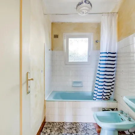 Cozy Holiday In With Private Pool Vakantiehuis