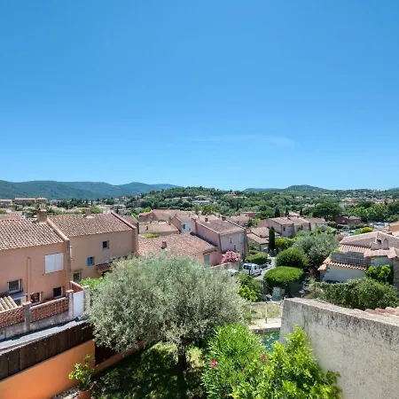 Cozy Holiday In With Private Pool Vakantiehuis